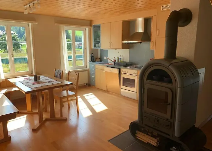 Dachwohnung Zentrum انترواسر