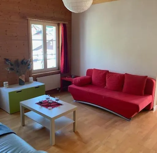 Dachwohnung Zentrum انترواسر