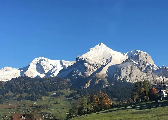 Dachwohnung Zentrum شقة انترواسر