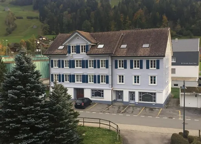 Dachwohnung Zentrum * Unterwasser